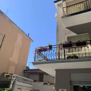 Venice Sanella Гостевой дом Местре